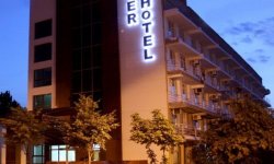 river-hotel River-Hotel