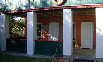 Домик у моря