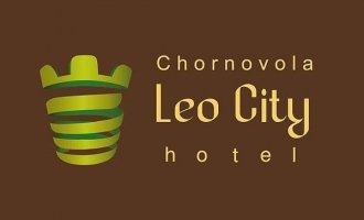 LeoCity Chornovola Hotel