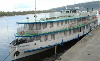 Оель на воде "Богдан Хмельницкий"