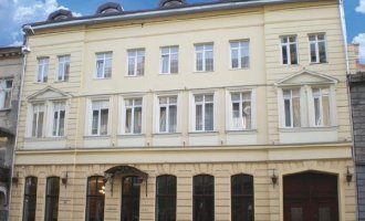 Reikartz Дворжец