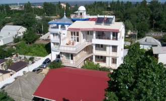 Черноморский 18