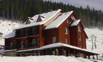 Писана Хата