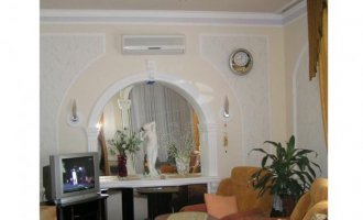 Коттедж с гаражом