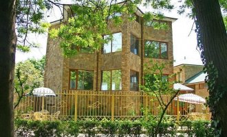 в Малореченском