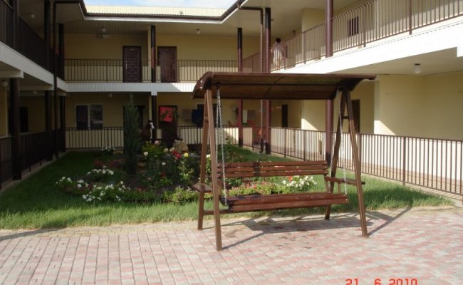 база отдыха Водный мир внутренний дворик