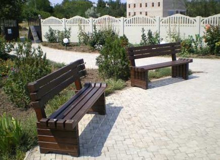 пансионат Амбер, лавочки