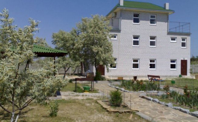 База отдыха Бомба, дворик База отдыха Бомба, дворик