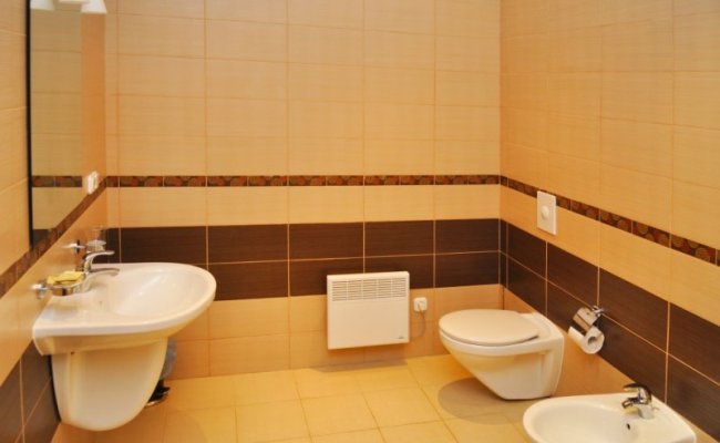 Отельный комплекс "Eau Claire", уборная Отельный комплекс "Eau Claire", уборная