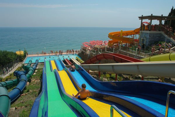 Отдых в аквапарке, Алушта