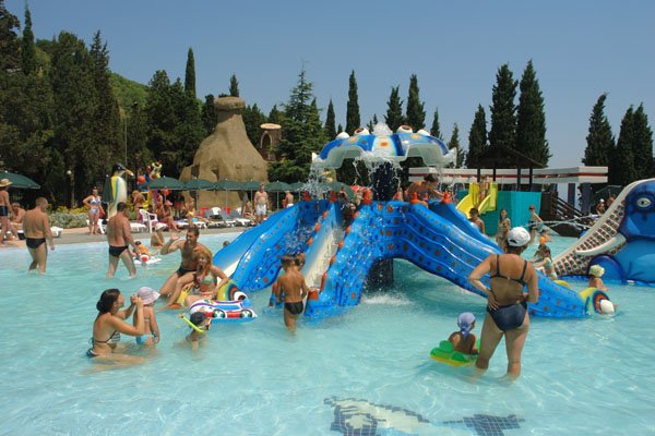 Детский бассейн в аквапарке