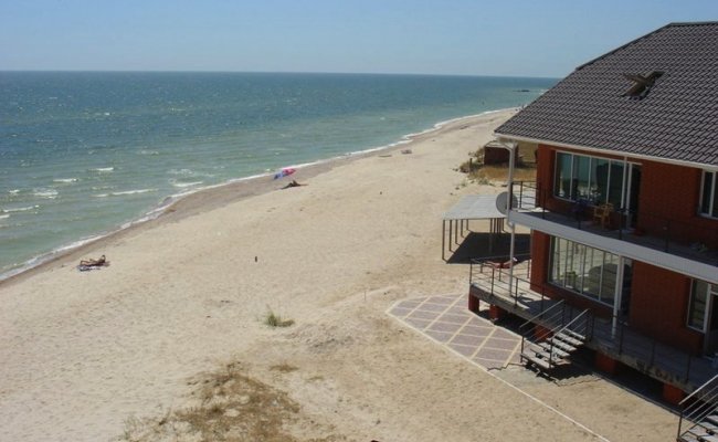 База отдыха на пляже База отдыха на пляже