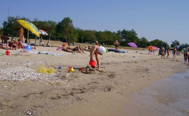 Пляж Азовского моря в Приморском Посаде