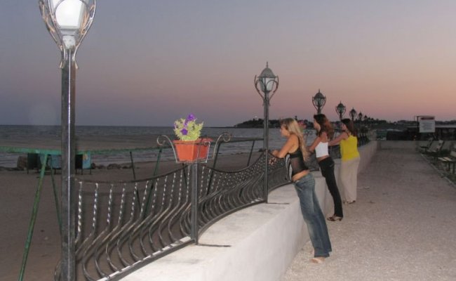 Набережная в Приморском Посаде