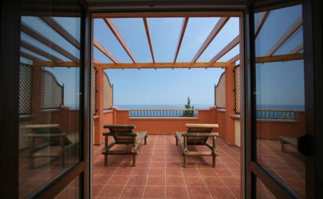 Вид из номера виллы Балгатура, Гурзуф