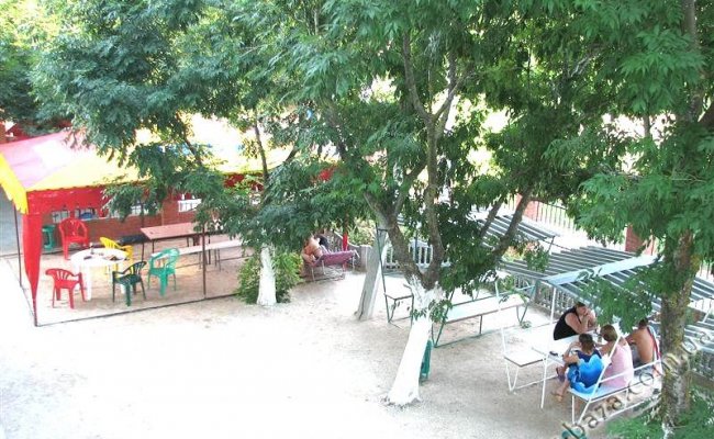 Кирилловка, база отдыха "Оазис" Кирилловка, база отдыха "Оазис"