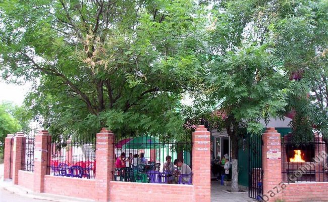 Отдых в Кирилловке на безе отдыха "Оазис" Отдых в Кирилловке на безе отдыха "Оазис"