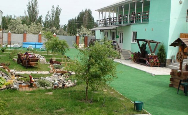 Арабатская стрелка, база отдыха Калипсо