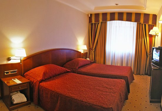 Гостинияа "Ореанда" в Ялте