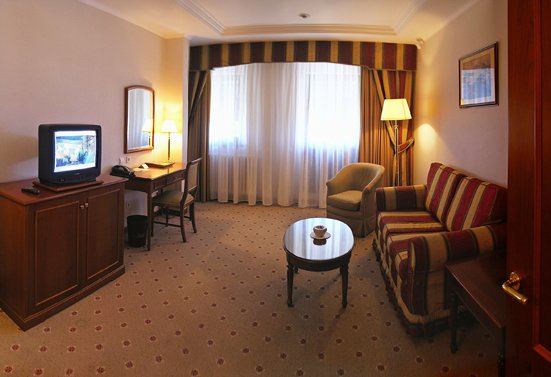 Ореанда на Ялтинской набережной