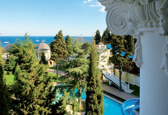 Вид из номера отеля "Ореанда"