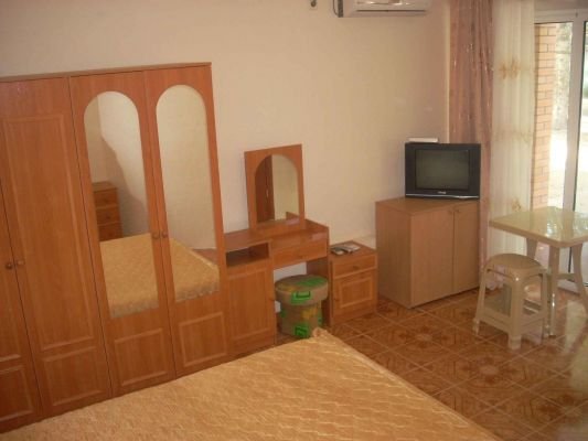 Отдых на базе отдыха "Таврия"