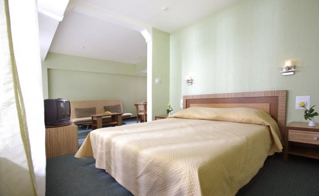 Отдых на Черном море, Ялта-Интурист