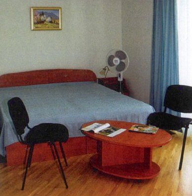 Семейный отдых на море, Семидворье