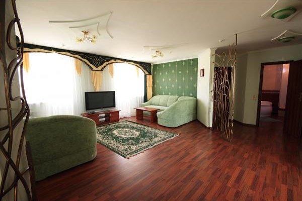 Номера люкс в отеле "Лиана"