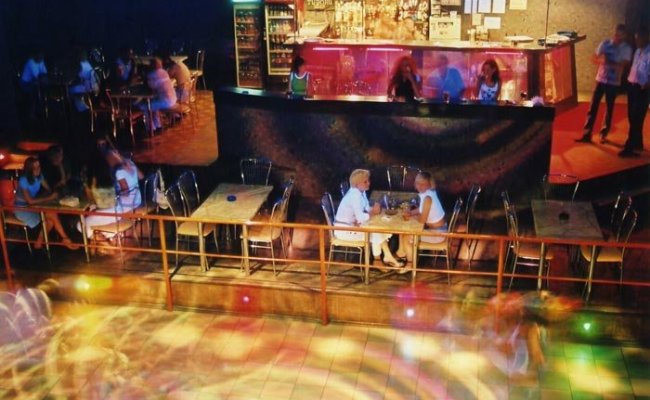 Ночной клуб, Бардянск