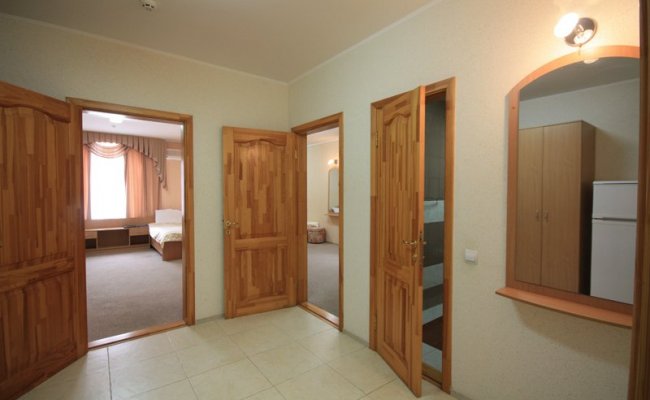 Балаклава, Яхт-клуб "Мрия"