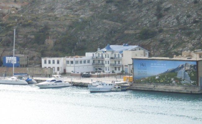 Балаклава, Балаклавская бухта, Яхт-клуб