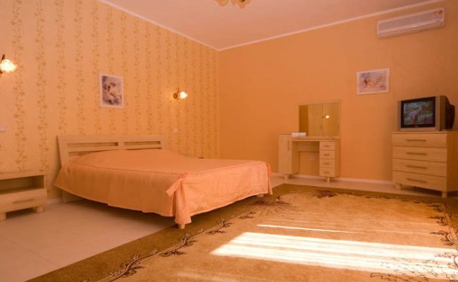 Гостиница "Катран", Орджоникидзе