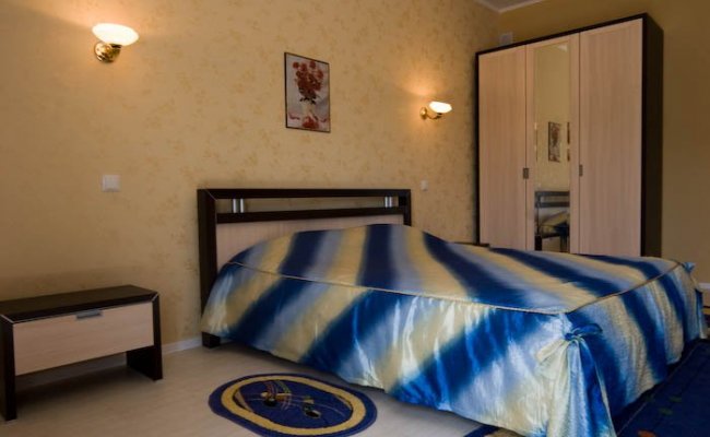 Гостиницы Орджоникидзе, Гостиницы Феодосии, Гостиницы Крыма