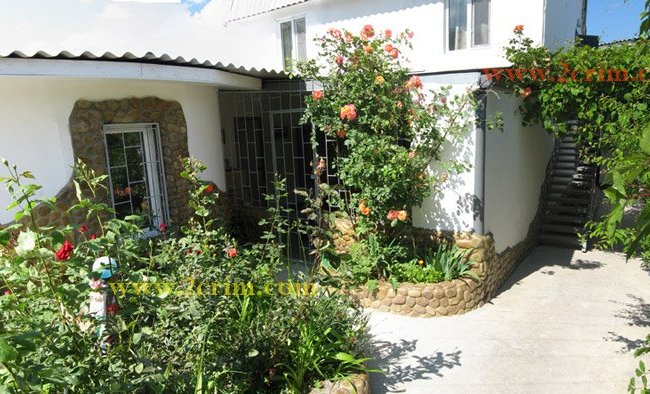 Дворик коттеджа "Наутилус"