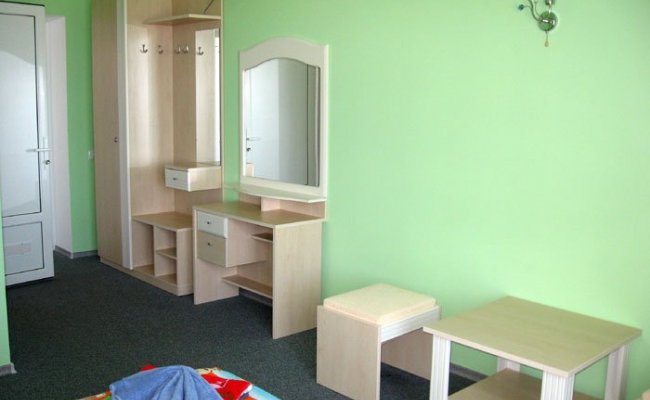 Бердянск, база отдыха "Жемчужина"