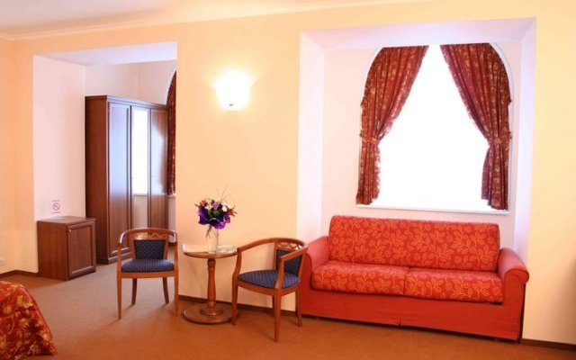 Отдых в Крыме, Вилла "Слава"