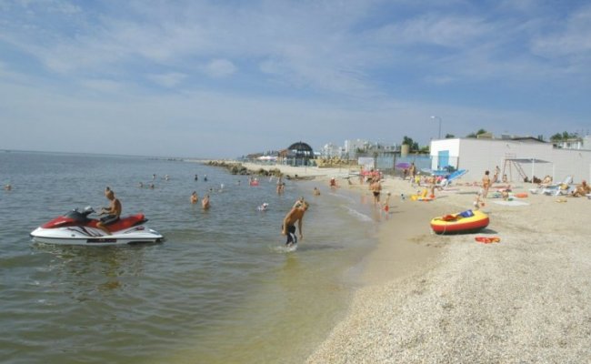 Пляж Бердянской косы. Азовское море