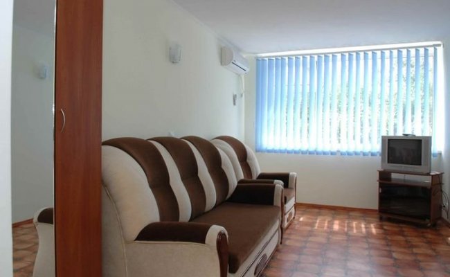 Семейный номер, База отдыха "Березка"