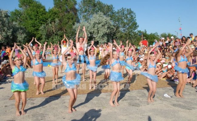 ДОЦ "Красная гвоздика", детский лагерь в Бердянске