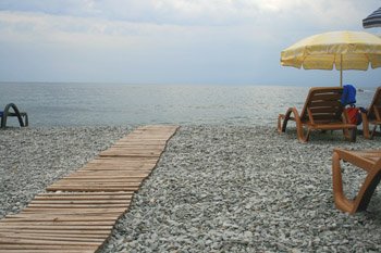 Пляж отеля "Кичкинэ", Ливадия