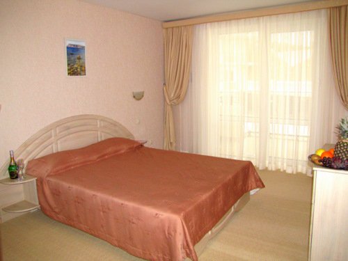 Отдых у моря, Малореченское