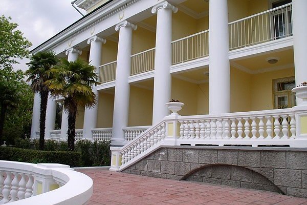 Перлина, Ялта