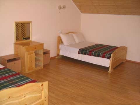 Сдаются в аренду номера, Железный Порт