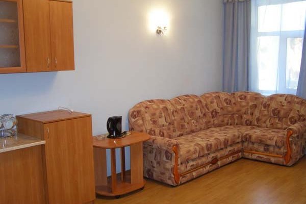 Детский санаторий "Искра", Евпатория