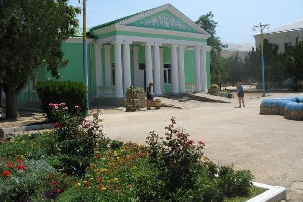 Детский санаторий "Искра", Евпатория