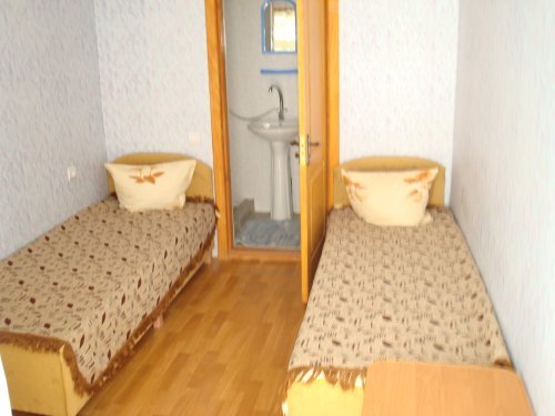 Частная база отдыха "Чаривная 30", Кирилловка