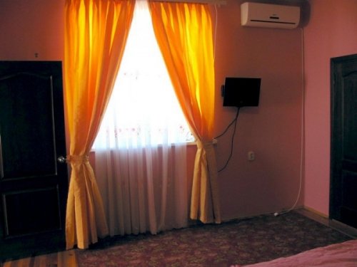 Комфортные номера, Кирилловкаэ