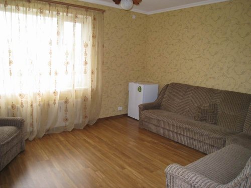 Чаривная 32, Кирилловка