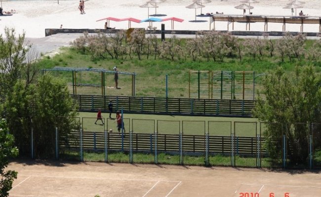 Спортивная площадка, Железный Порт